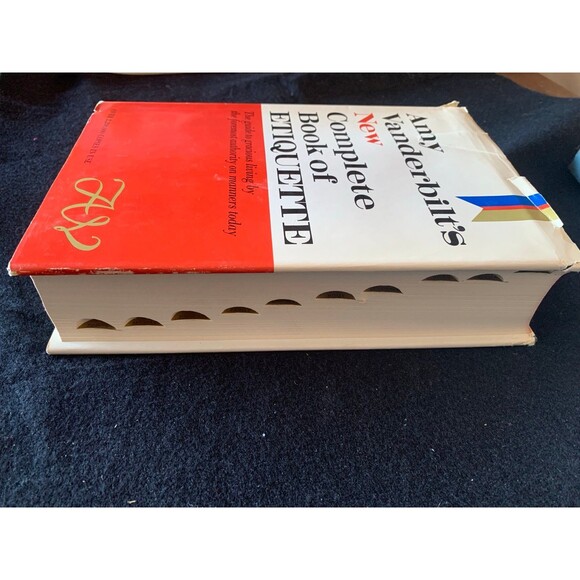 Amy Vanderbilt’s 1967 New Complete Book Of Etiquette Hardcover - Picture 8 of 8